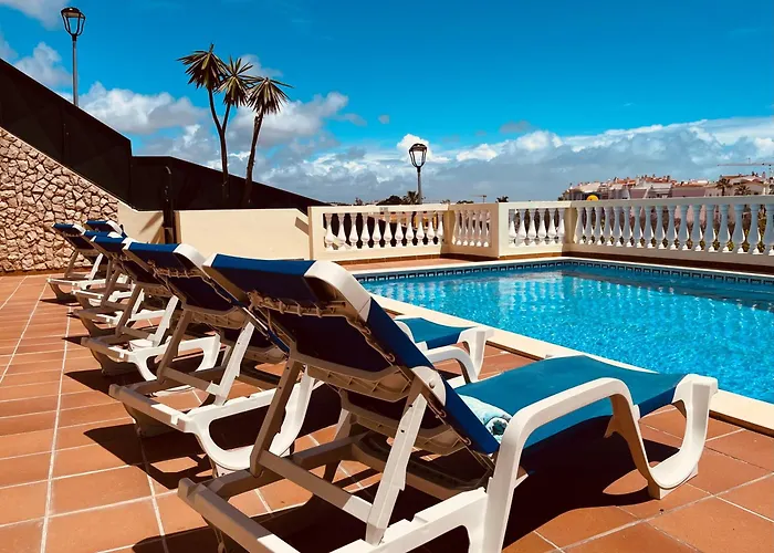 Villa Hermano With Views And Private Pool *